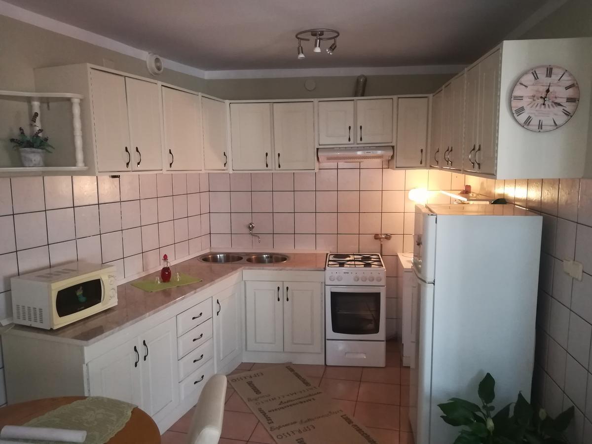 Apartment Ines 诺维·维诺多尔斯基 外观 照片